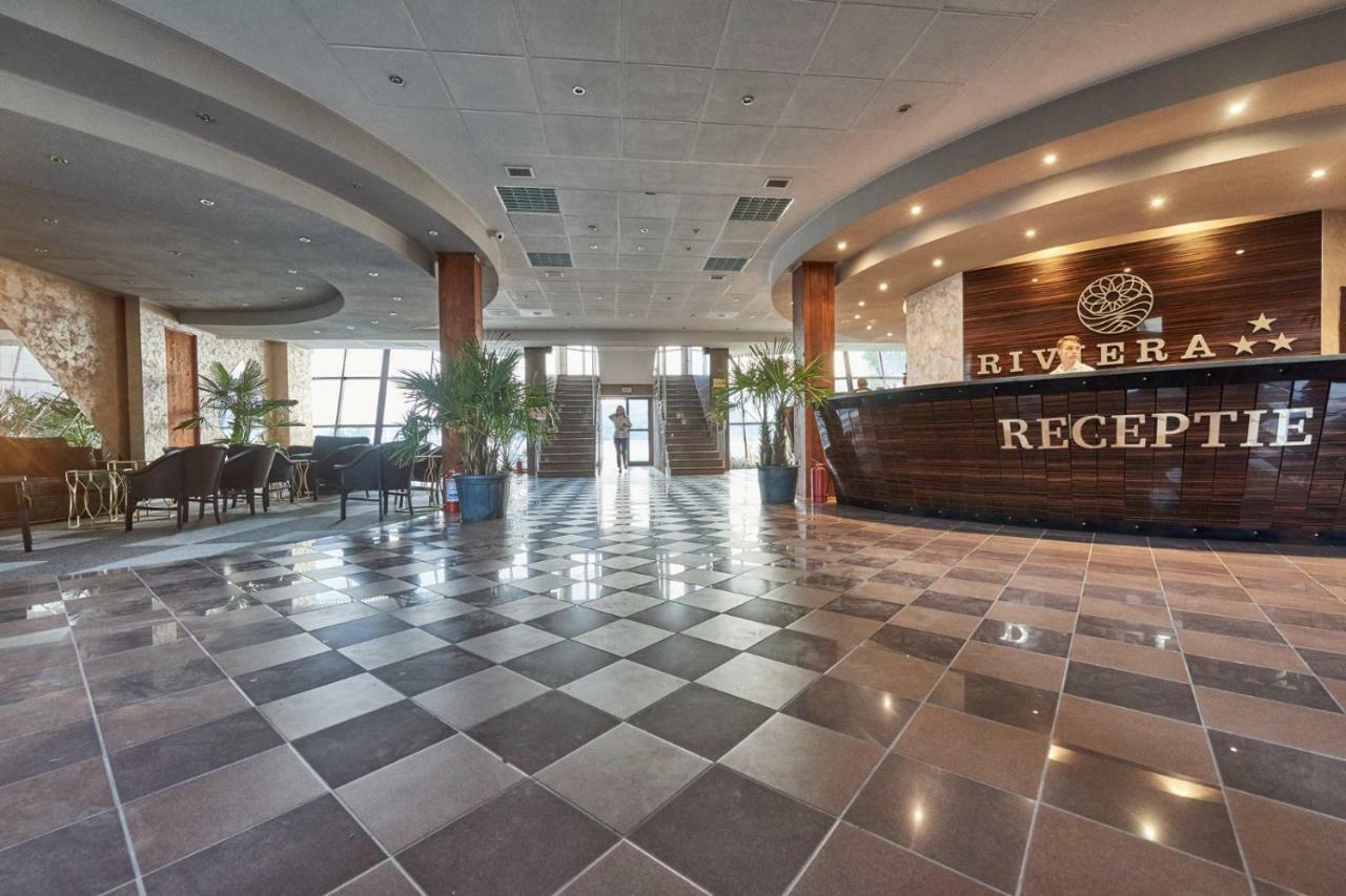 Riviera By Queens Hotel And Resort Gura Vaii Exterior foto